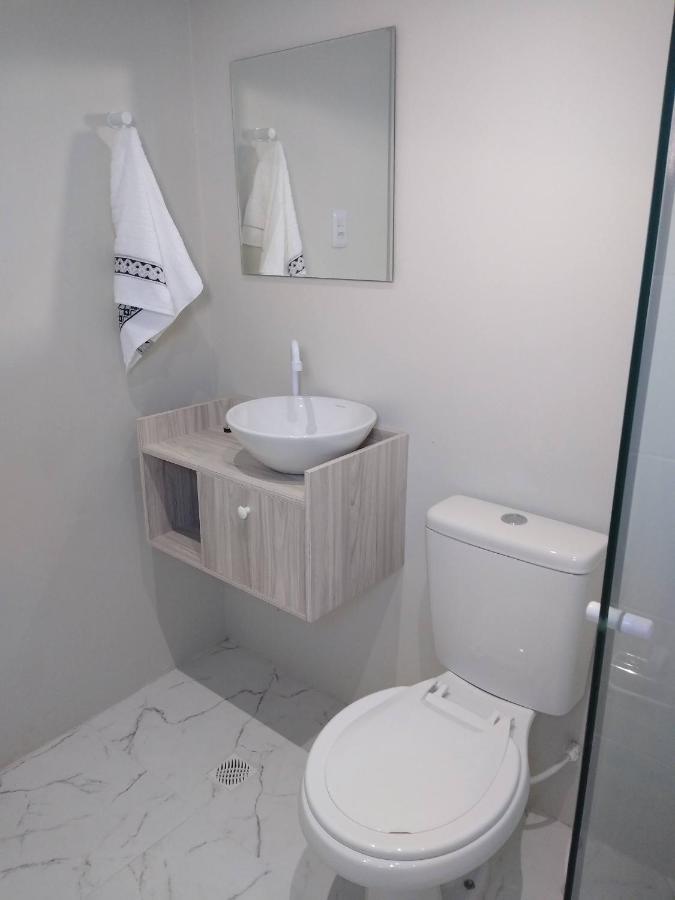 Сasa de vacaciones Casa Com 2 Suítes E Quintal Com Churrasqueira
