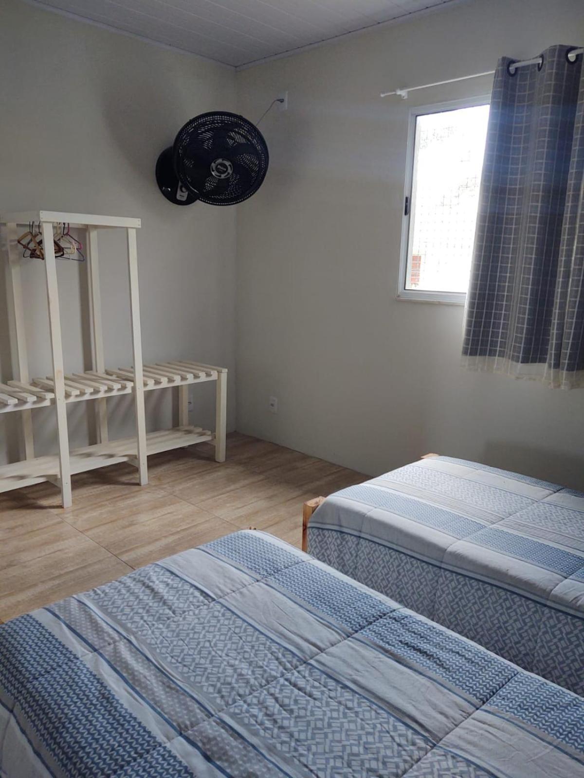 Casa Com 2 Suítes E Quintal Com Churrasqueira Сasa de vacaciones